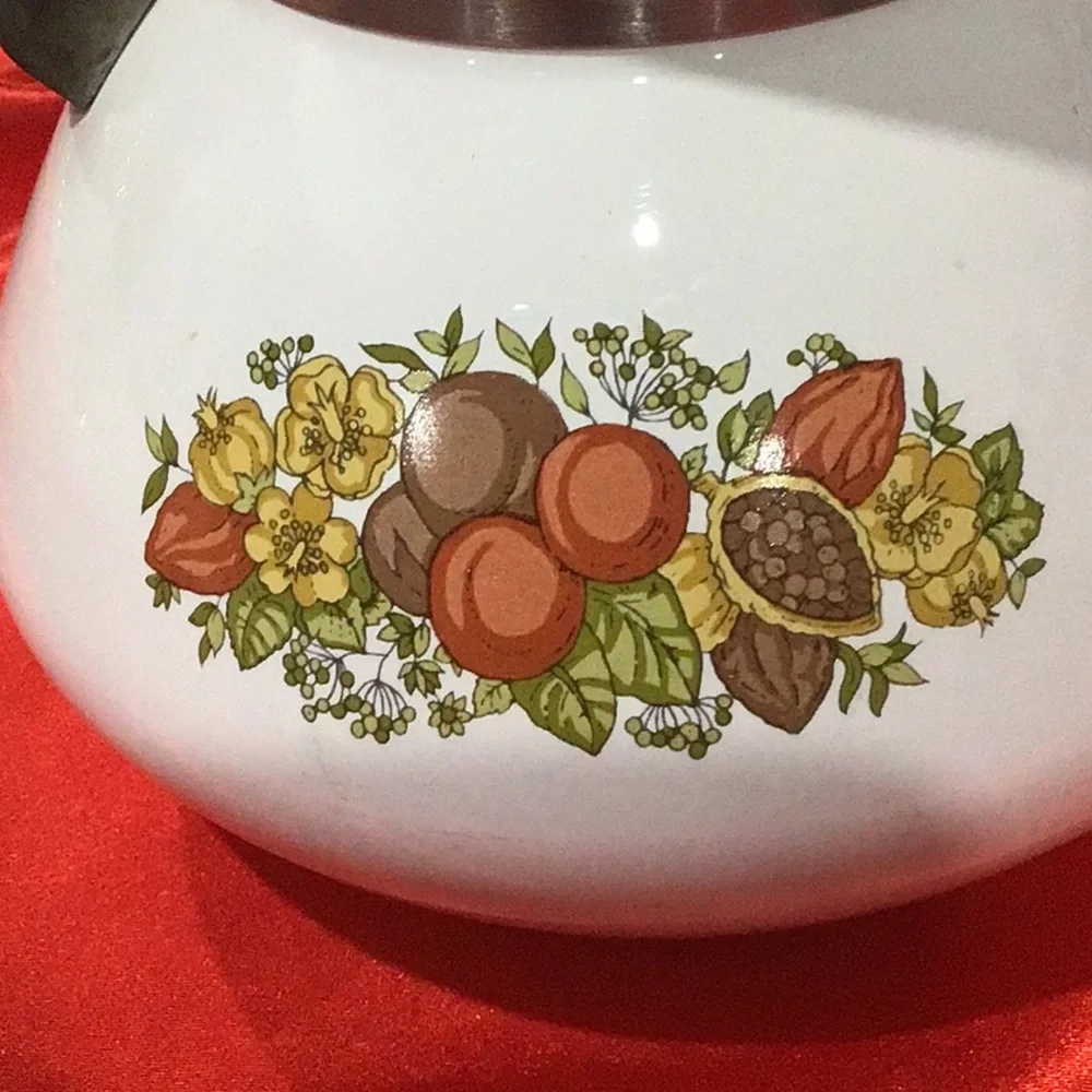 Corningware teapot - Picture 4 of 4